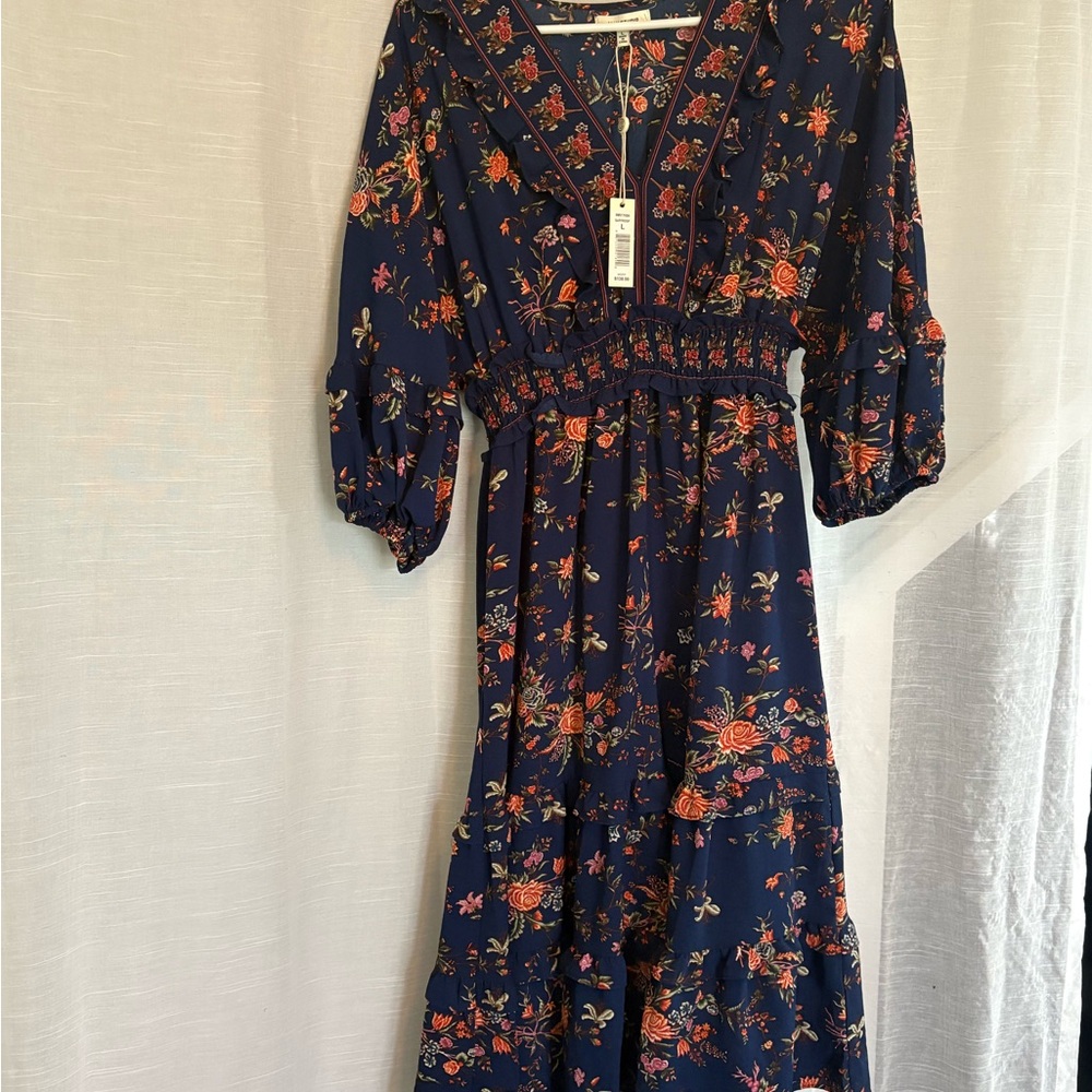 Max studio
Boho floral dress.
NWT
